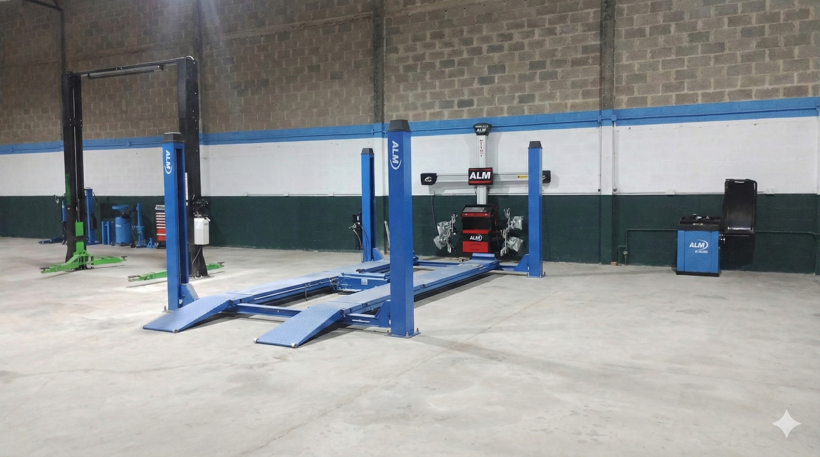 Elevador cuatro columnas